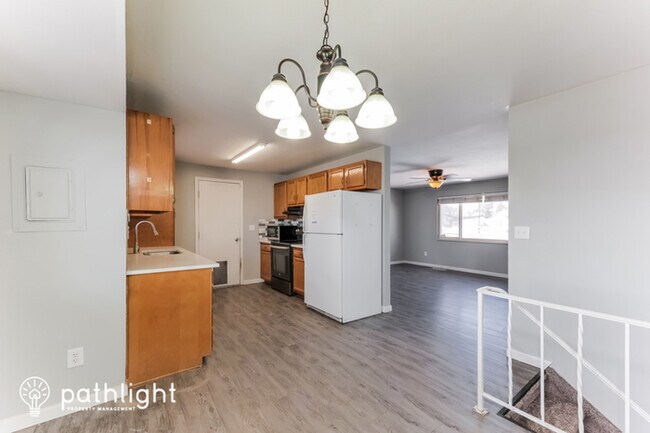 Building Photo - 7155 Palmer Park Blvd, Colorado Springs, C...