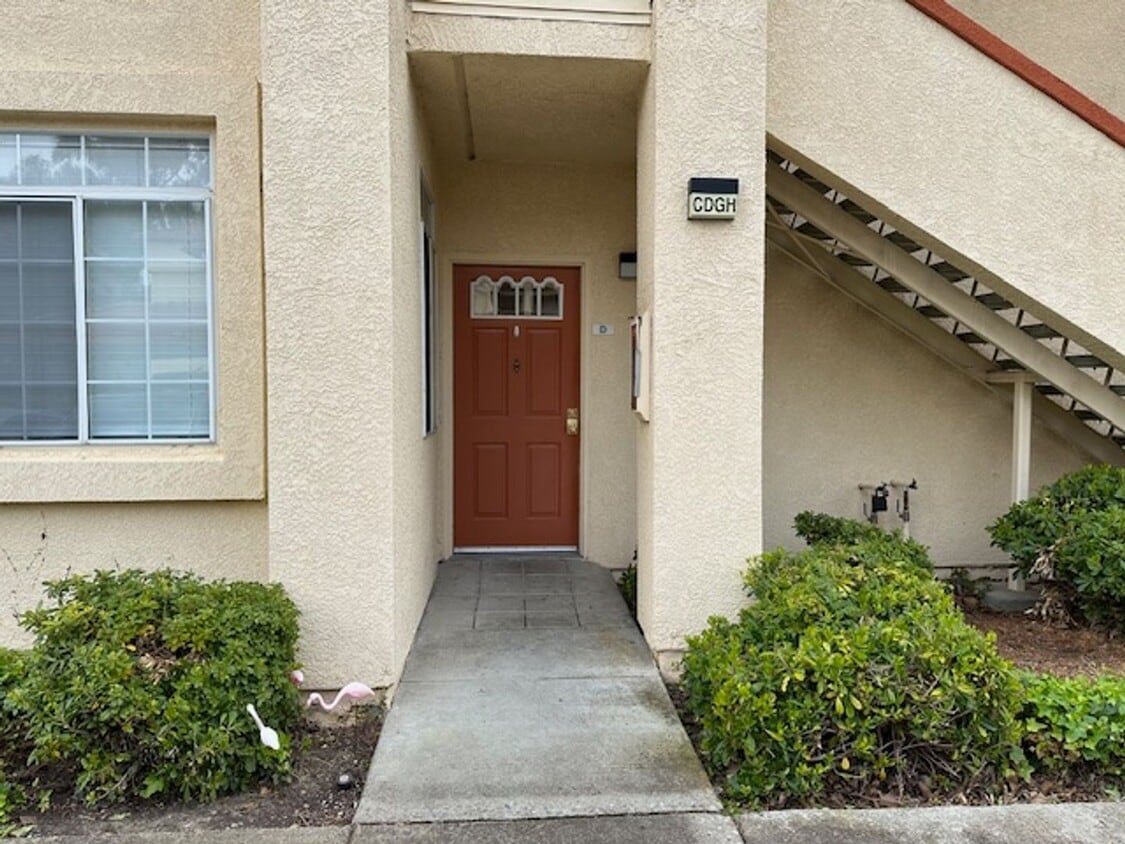 Primary Photo - Stunning One Bedroom with Designer Finishe...