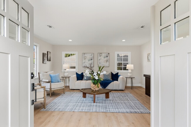 Sala de estar - 274 W Laurel Ave