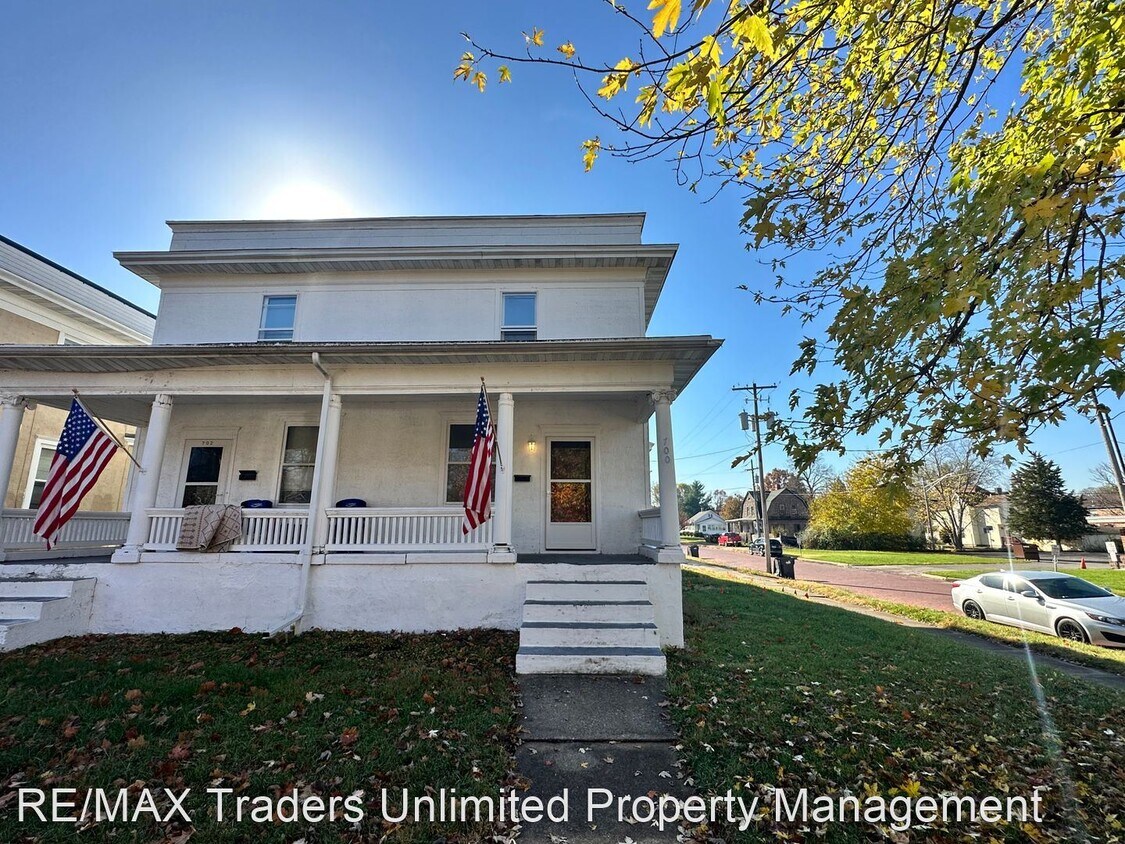 3 br, 1 bath House 700 Park Avenue House Rental in Pekin, IL