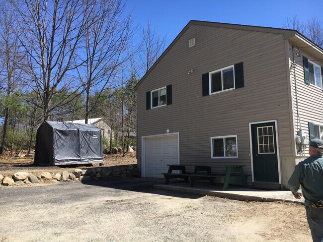 Building Photo - 66 Watkins Shores Rd