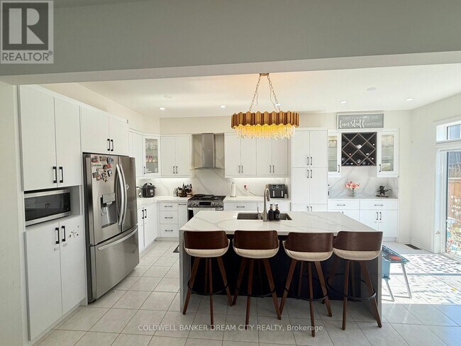 Building Photo - 8 Moriarity Dr