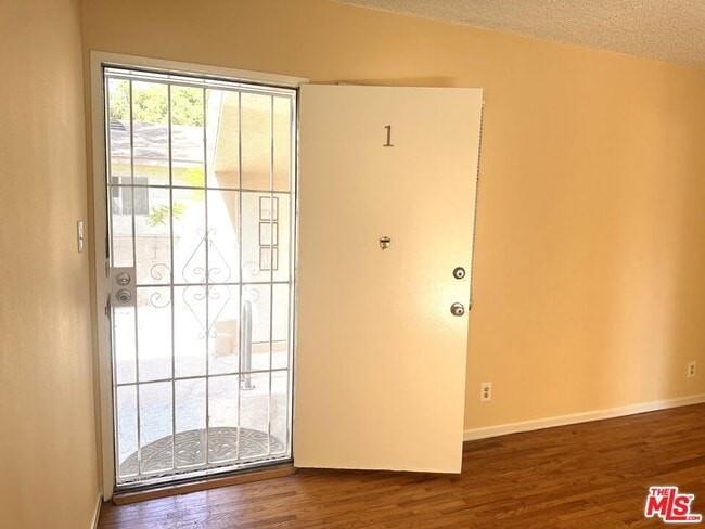 Building Photo - 5411 S Centinela Ave