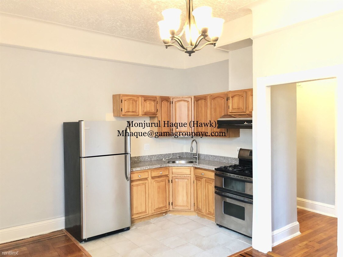 1 br, 1 bath - 7002 Ridge Blvd First floor - 1 br, 1 bath  - 7002 Ridge Blvd First floor