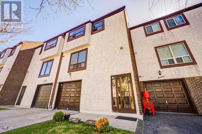 Building Photo - 4020-4020 Brandon Gate Dr