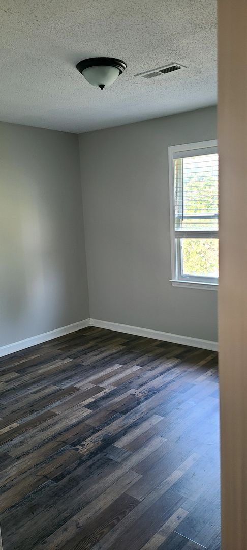 Foto del edificio - 6218 Robinhood Ln NW