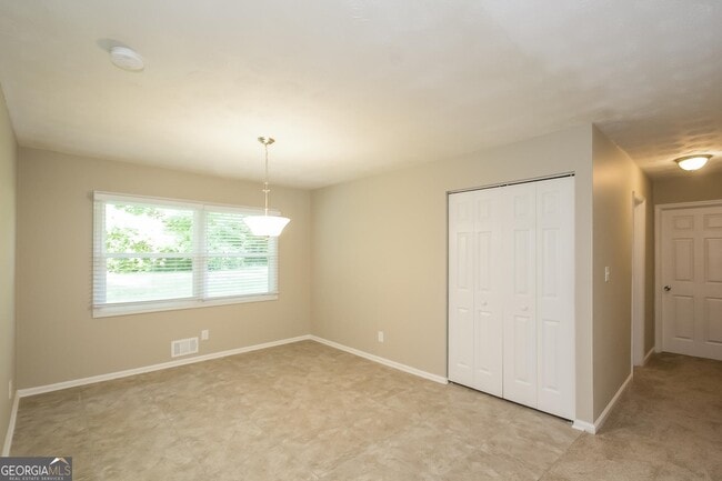 Building Photo - 6207 Newberry Ln