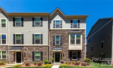 Building Photo - 3023 Salix Bend Dr