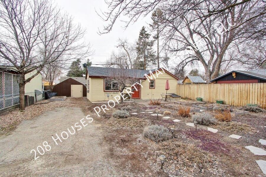 Primary Photo - Single-Level Boise Bench Home!