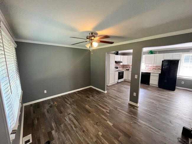 Foto del edificio - 1308 Carroll Heights Rd