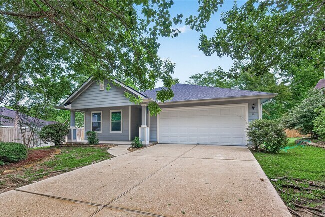 Building Photo - 10 Druids Glen Pl
