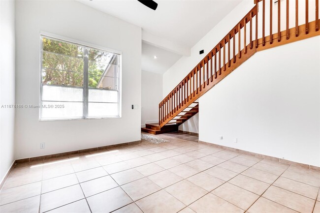 Building Photo - 15751 Woodgate Pl