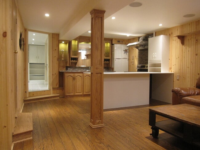 Building Photo - 28 Cadorna Av