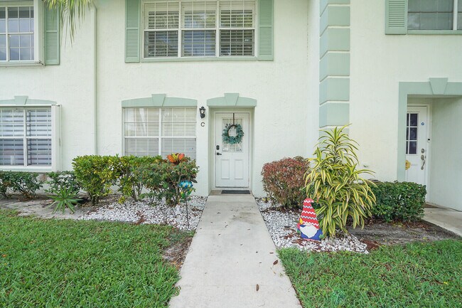 Foto del edificio - 3714 Savoy Ln