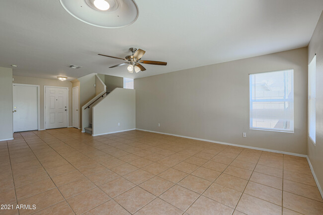 Foto del edificio - 4349 N 111th Ln