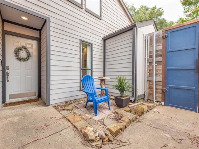 Building Photo - 3048 Airhaven St