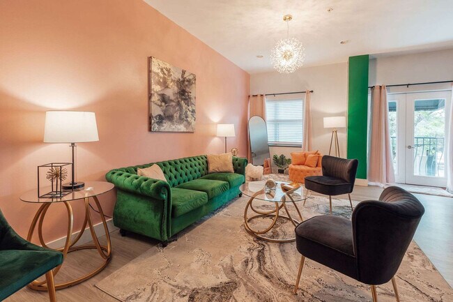 Building Photo - 202 E Main St