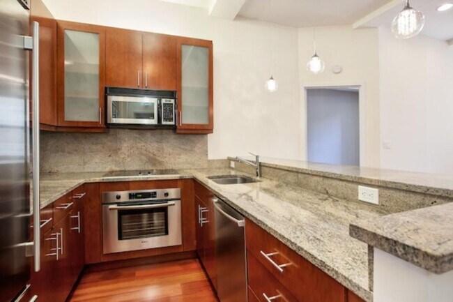 Foto del edificio - 2 bedroom in NEW YORK NY 10038
