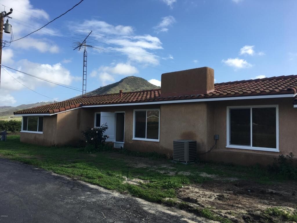 Primary Photo - 9630 Santa Rosa Rd