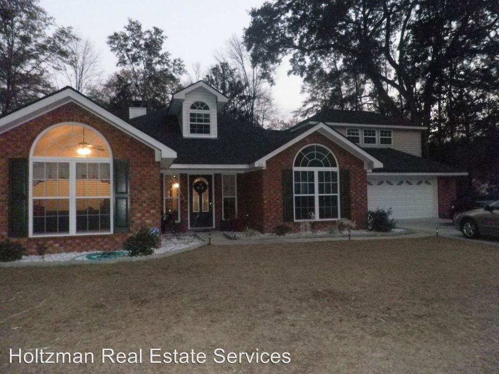 5 br, 3.5 bath House 22 Bullock Ct House Rental in Midway, GA