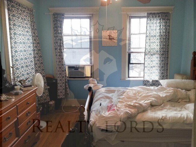 Foto del edificio - 1444 Commonwealth Ave