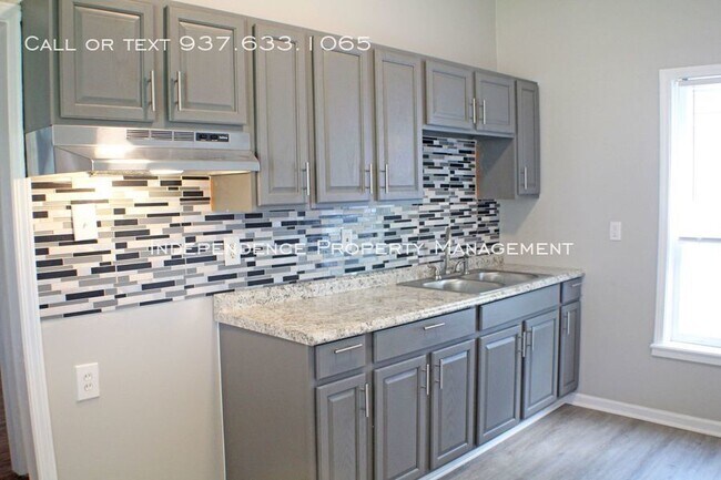Building Photo - Newly Renovated 3 Bed/1 Bath in Franklin!