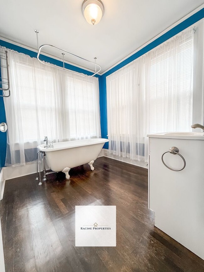 Building Photo - Charming Three Bedroom Home in Inman, SC