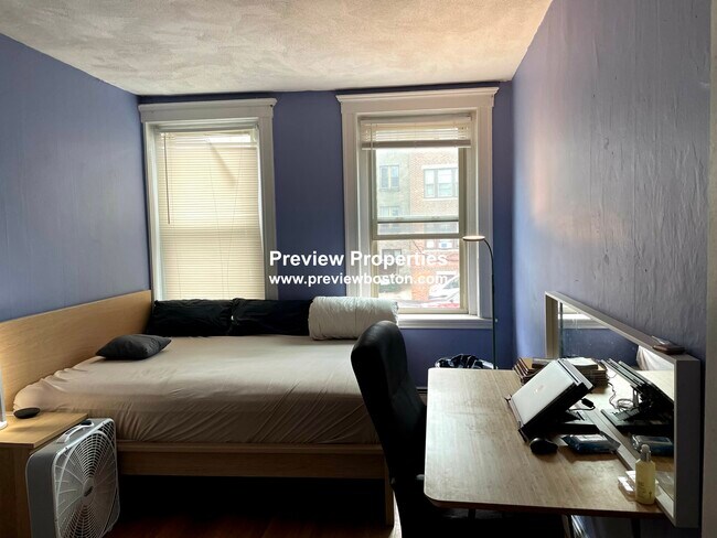 Foto del edificio - 32 Ransom Rd