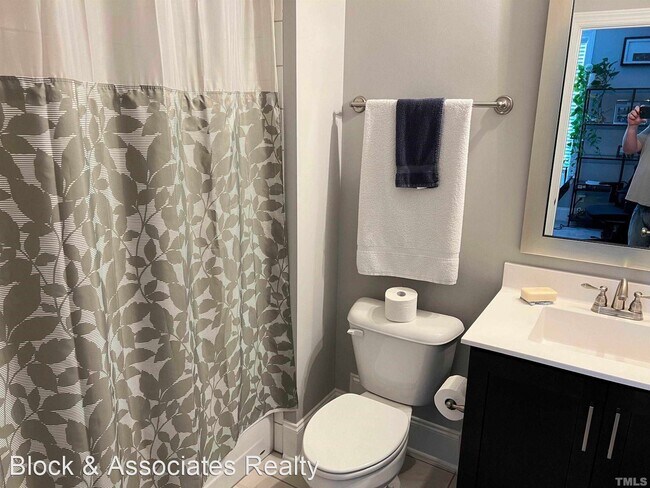Foto del edificio - 4 br, 3.5 bath House - 5807 Abingdon Ridge...