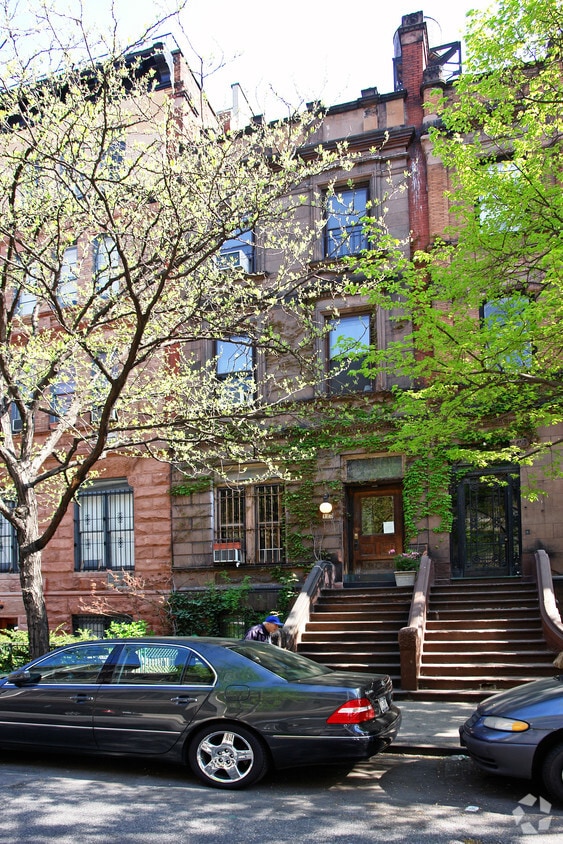 Primary Photo - 125 W 85th St