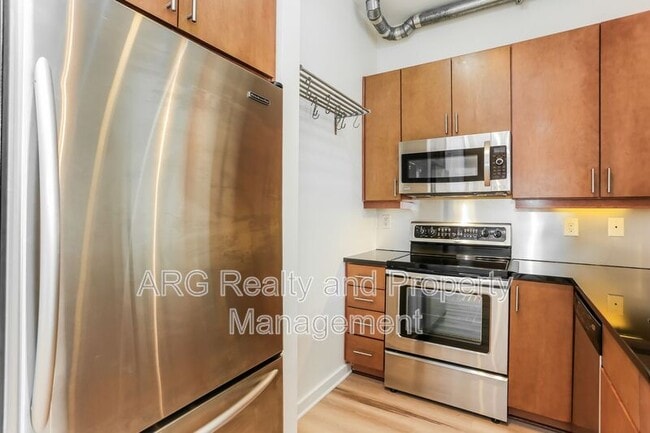 Foto del edificio - 265 18th St NW