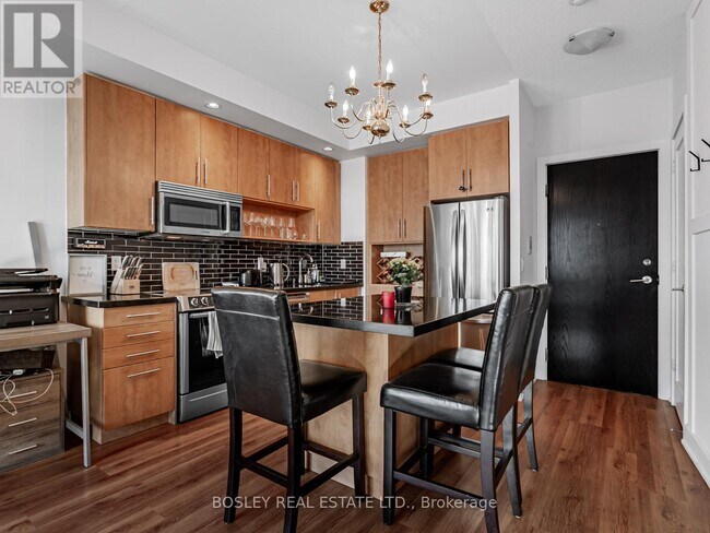 Photo du bâtiment - 120 Homewood Ave