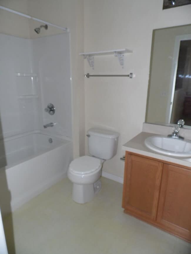 Building Photo - 3/2.5 Townhouse in Kissimmee