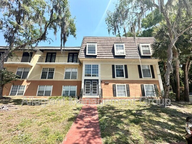 Foto del edificio - 3983 Versailles Dr