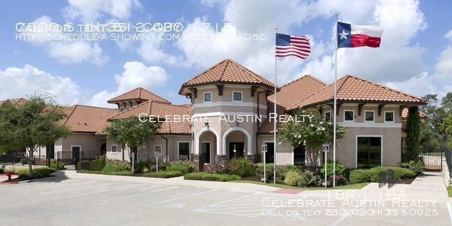 Building Photo - LaDera