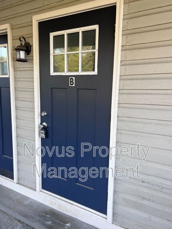 Foto del edificio - 405 N Park St