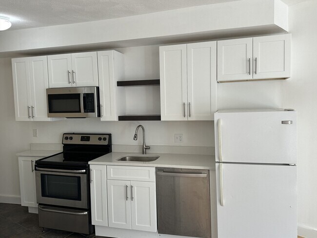 Foto del edificio - 220-224-224 North St