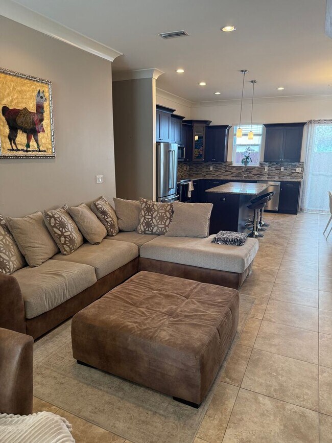 Foto del edificio - Updated Townhouse in Destin with Garage!
