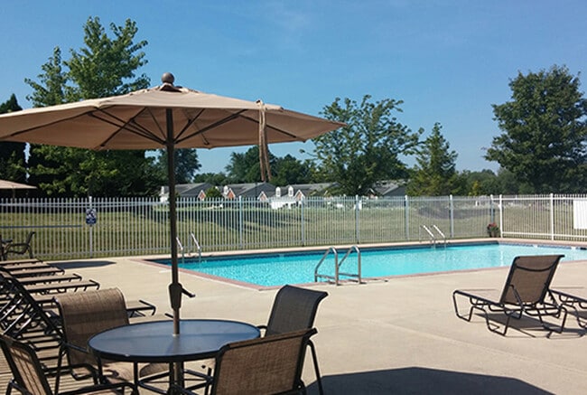 Piscina - Bayberry Place Apartments