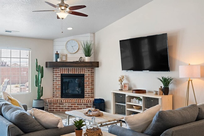 Building Photo - 3273 2530 S