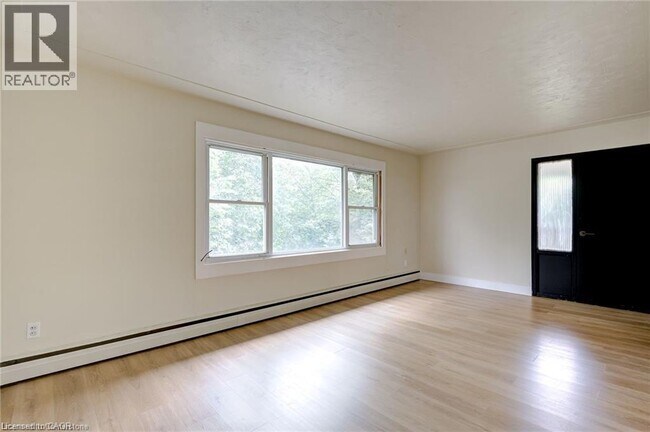 Photo du bâtiment - 870 Guelph St