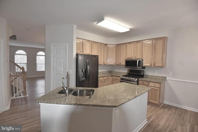 Building Photo - 44057 Rising Sun Terrace