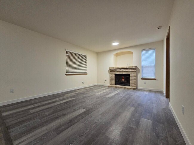 Foto del edificio - Beautifully updated home!