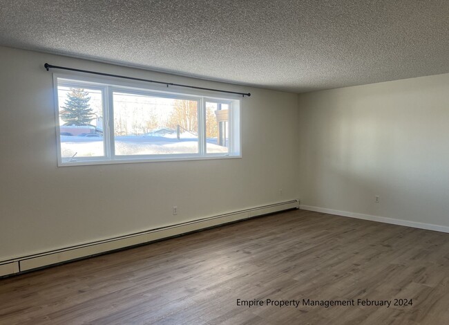 Foto del edificio - 2 Bed 1 Bath Unit in Hamilton Acres- NO PETS