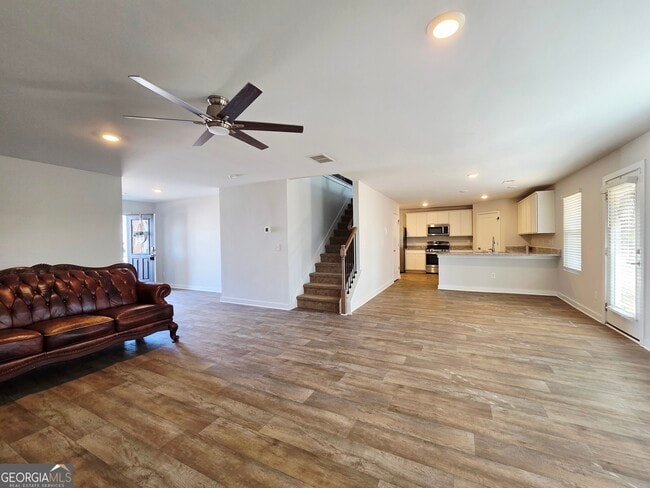 Foto del edificio - 418 Sweetwood Ct