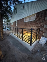 Building Photo - 17 Arlington Ave