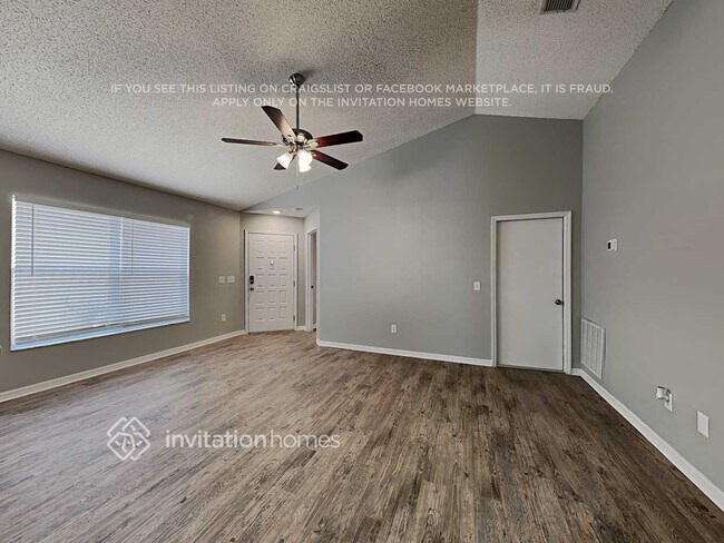 Foto del edificio - 1358 Dew Bloom Rd