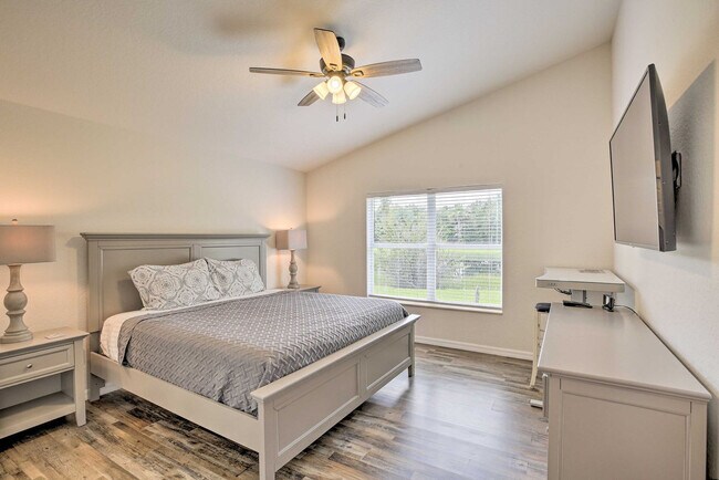 Foto del edificio - 10280 Crepe Jasmine Ln