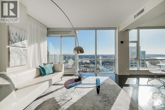 Building Photo - 1455 Howe St