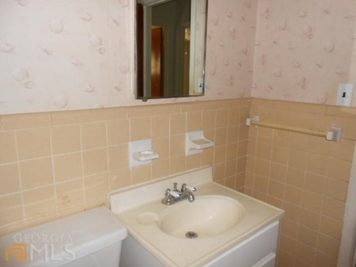 Building Photo - 311 Bishop Cir
